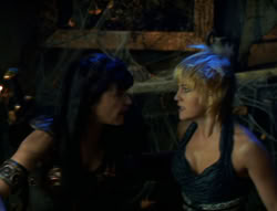 extant_XenaWarriorPrincess_6x02-TheHauntingOfAmphipolis_02137