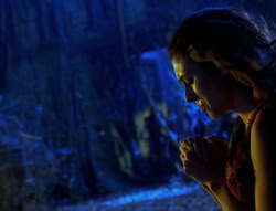 extant_XenaWarriorPrincess_6x02-TheHauntingOfAmphipolis_02167