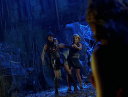 extant_XenaWarriorPrincess_6x02-TheHauntingOfAmphipolis_02172