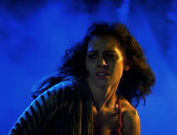 extant_XenaWarriorPrincess_6x02-TheHauntingOfAmphipolis_02173