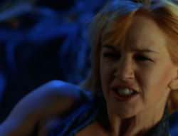 extant_XenaWarriorPrincess_6x02-TheHauntingOfAmphipolis_02189