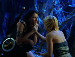 extant_XenaWarriorPrincess_6x02-TheHauntingOfAmphipolis_02349