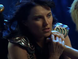 extant_XenaWarriorPrincess_6x02-TheHauntingOfAmphipolis_02379