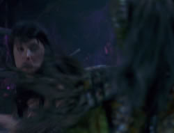 extant_XenaWarriorPrincess_6x02-TheHauntingOfAmphipolis_02492