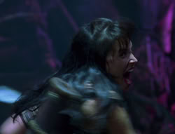 extant_XenaWarriorPrincess_6x02-TheHauntingOfAmphipolis_02523