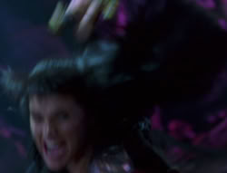 extant_XenaWarriorPrincess_6x02-TheHauntingOfAmphipolis_02525