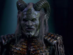 extant_XenaWarriorPrincess_6x02-TheHauntingOfAmphipolis_02583
