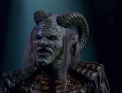 extant_XenaWarriorPrincess_6x02-TheHauntingOfAmphipolis_02586