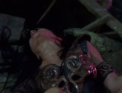 extant_XenaWarriorPrincess_6x02-TheHauntingOfAmphipolis_02617