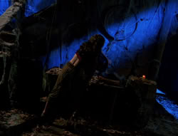 extant_XenaWarriorPrincess_6x02-TheHauntingOfAmphipolis_02729