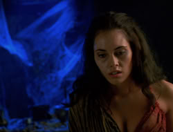 extant_XenaWarriorPrincess_6x02-TheHauntingOfAmphipolis_02734