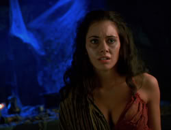 extant_XenaWarriorPrincess_6x02-TheHauntingOfAmphipolis_02746
