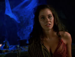 extant_XenaWarriorPrincess_6x02-TheHauntingOfAmphipolis_02763