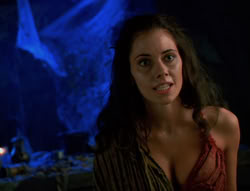 extant_XenaWarriorPrincess_6x02-TheHauntingOfAmphipolis_02764