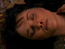 extant_XenaWarriorPrincess_6x02-TheHauntingOfAmphipolis_02822