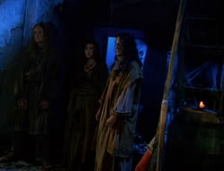 extant_XenaWarriorPrincess_6x02-TheHauntingOfAmphipolis_02854