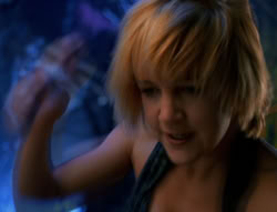 extant_XenaWarriorPrincess_6x02-TheHauntingOfAmphipolis_02997