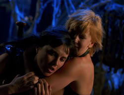 extant_XenaWarriorPrincess_6x02-TheHauntingOfAmphipolis_03017