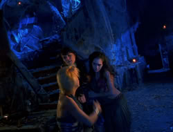 extant_XenaWarriorPrincess_6x02-TheHauntingOfAmphipolis_03072