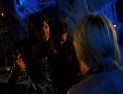 extant_XenaWarriorPrincess_6x02-TheHauntingOfAmphipolis_03094