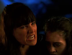 extant_XenaWarriorPrincess_6x02-TheHauntingOfAmphipolis_03135