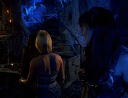 extant_XenaWarriorPrincess_6x02-TheHauntingOfAmphipolis_03196
