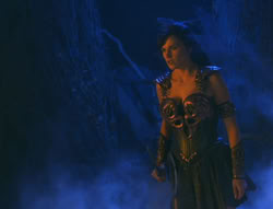extant_XenaWarriorPrincess_6x02-TheHauntingOfAmphipolis_03227