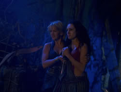 extant_XenaWarriorPrincess_6x02-TheHauntingOfAmphipolis_03230