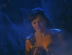 extant_XenaWarriorPrincess_6x02-TheHauntingOfAmphipolis_03308