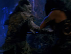 extant_XenaWarriorPrincess_6x02-TheHauntingOfAmphipolis_03427