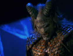 extant_XenaWarriorPrincess_6x02-TheHauntingOfAmphipolis_03491