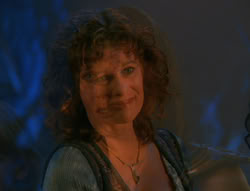 extant_XenaWarriorPrincess_6x02-TheHauntingOfAmphipolis_03582