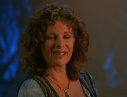 extant_XenaWarriorPrincess_6x02-TheHauntingOfAmphipolis_03589