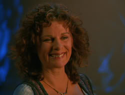 extant_XenaWarriorPrincess_6x02-TheHauntingOfAmphipolis_03601