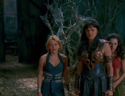 extant_XenaWarriorPrincess_6x02-TheHauntingOfAmphipolis_03630