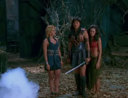 extant_XenaWarriorPrincess_6x02-TheHauntingOfAmphipolis_03639