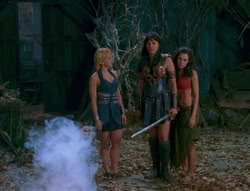 extant_XenaWarriorPrincess_6x02-TheHauntingOfAmphipolis_03640