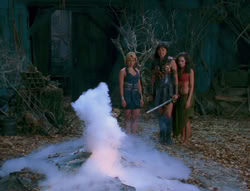extant_XenaWarriorPrincess_6x02-TheHauntingOfAmphipolis_03647