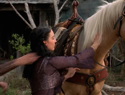 extant_XenaWarriorPrincess_6x03_HeartOfDarkness_00248