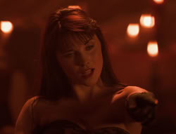extant_XenaWarriorPrincess_6x03_HeartOfDarkness_02078