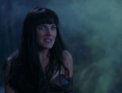extant_XenaWarriorPrincess_6x03_HeartOfDarkness_02428