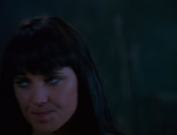 extant_XenaWarriorPrincess_6x03_HeartOfDarkness_02558