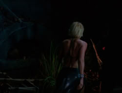 extant_XenaWarriorPrincess_6x03_HeartOfDarkness_02565
