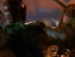 extant_XenaWarriorPrincess_6x03_HeartOfDarkness_03321