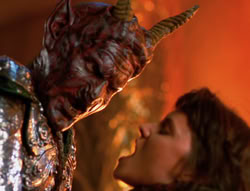 extant_XenaWarriorPrincess_6x03_HeartOfDarkness_03372