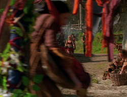 extant_XenaWarriorPrincess_6x04_WhosGurkhan_00020