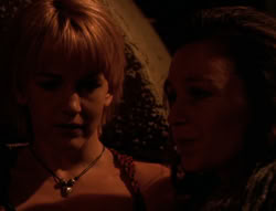 extant_XenaWarriorPrincess_6x04_WhosGurkhan_00274