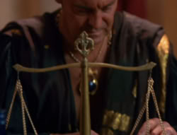 extant_XenaWarriorPrincess_6x04_WhosGurkhan_00801