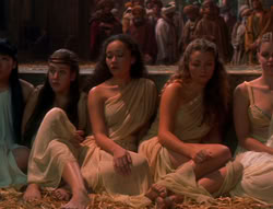 extant_XenaWarriorPrincess_6x04_WhosGurkhan_00909