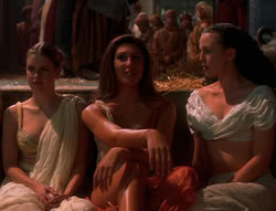 extant_XenaWarriorPrincess_6x04_WhosGurkhan_00917